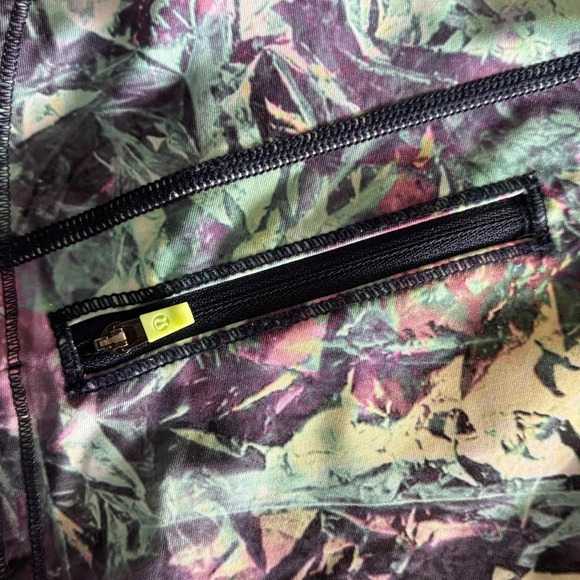 Lululemon Run Top Speed Crop Iridescent Multi W6E99S Women's Size 6 - Picture 4 of 12